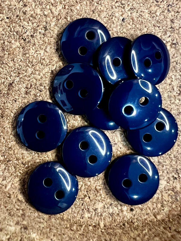 bouton bleu marine